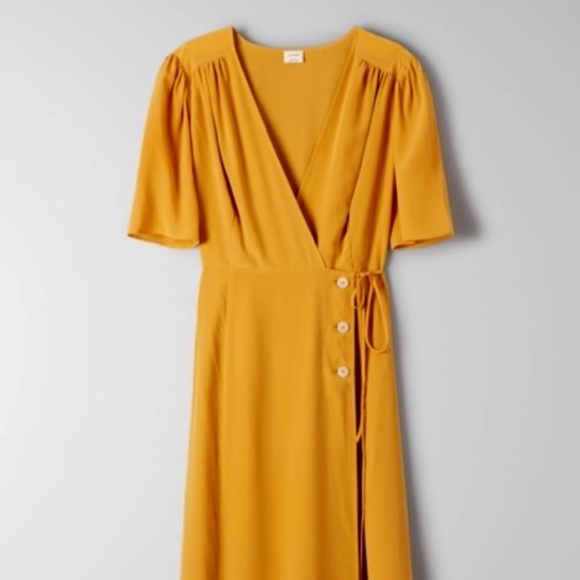 Aritzia Dresses & Skirts - ARITIZIA WILFRED MIRABELLE DRESS SZ 8 IN CAIRO GOLD